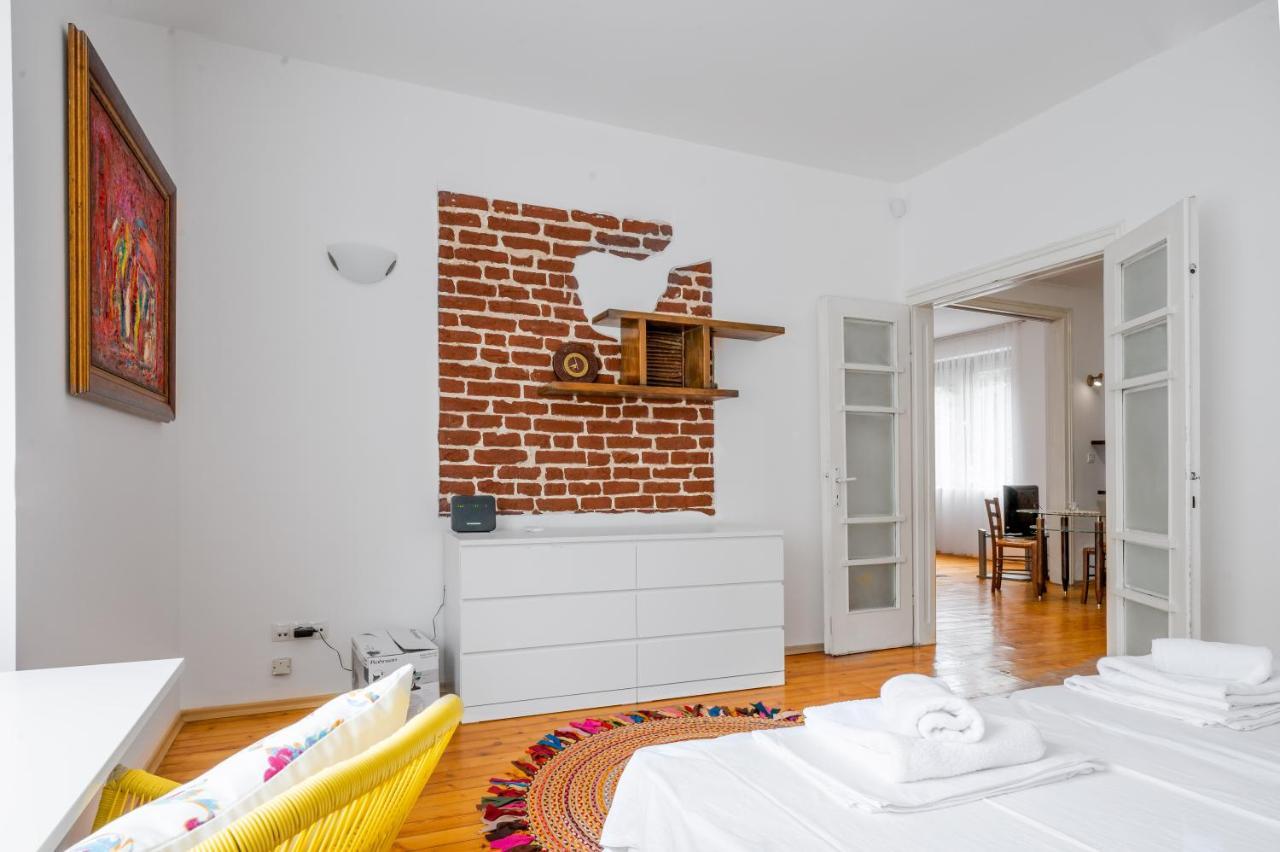 Apartamento Sofia'S Vintage Gem: Spacious 2Bd Flat On Solunska Exterior foto