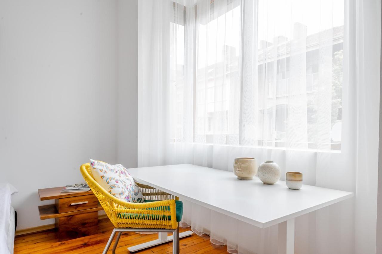 Apartamento Sofia'S Vintage Gem: Spacious 2Bd Flat On Solunska Exterior foto